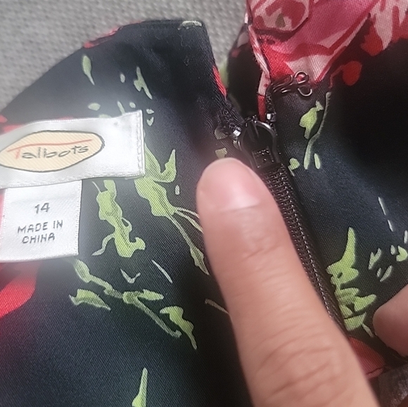 Talbots Black, Red Floral Cap  Sleeve Maxi Flowy Dress Size 14 Prairie Cottage - Picture 7 of 7